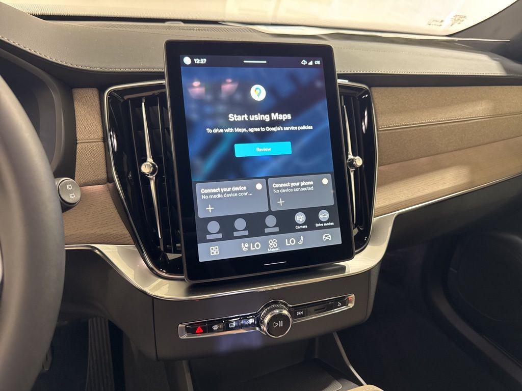 new 2026 Volvo XC90 Plug-In Hybrid car, priced at $81,875