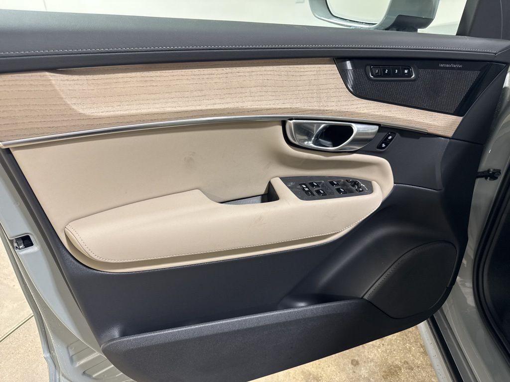new 2026 Volvo XC90 Plug-In Hybrid car, priced at $81,875