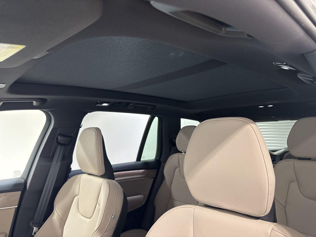 new 2026 Volvo XC90 Plug-In Hybrid car, priced at $81,875