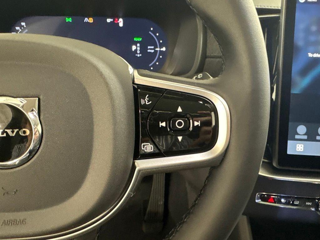 new 2026 Volvo XC90 Plug-In Hybrid car, priced at $85,705