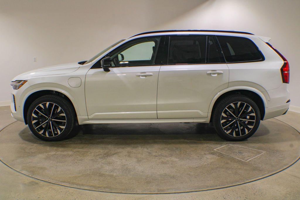 new 2026 Volvo XC90 Plug-In Hybrid car, priced at $85,705