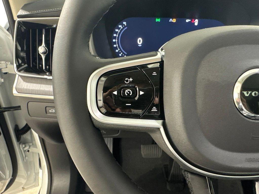 new 2026 Volvo XC90 Plug-In Hybrid car, priced at $85,705