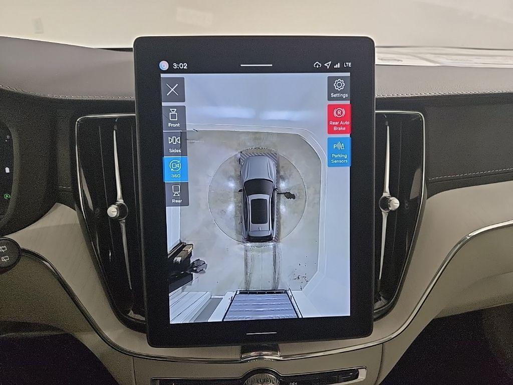 new 2026 Volvo XC60 car, priced at $63,935