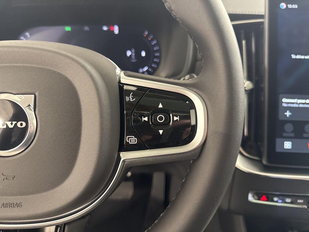 new 2026 Volvo XC90 car, priced at $71,945