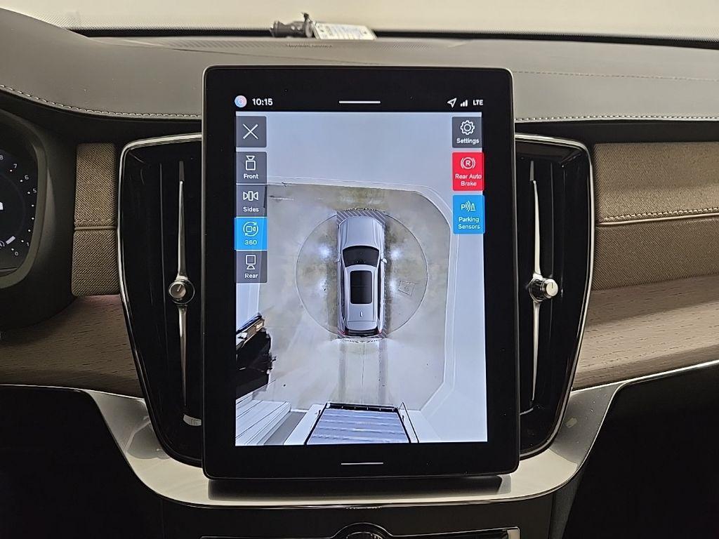 new 2026 Volvo XC90 car, priced at $71,405