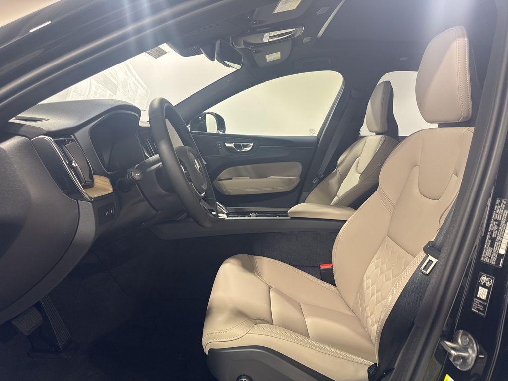 new 2026 Volvo XC60 Plug-In Hybrid car, priced at $69,285