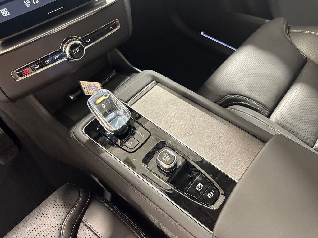 new 2026 Volvo XC90 car, priced at $75,655