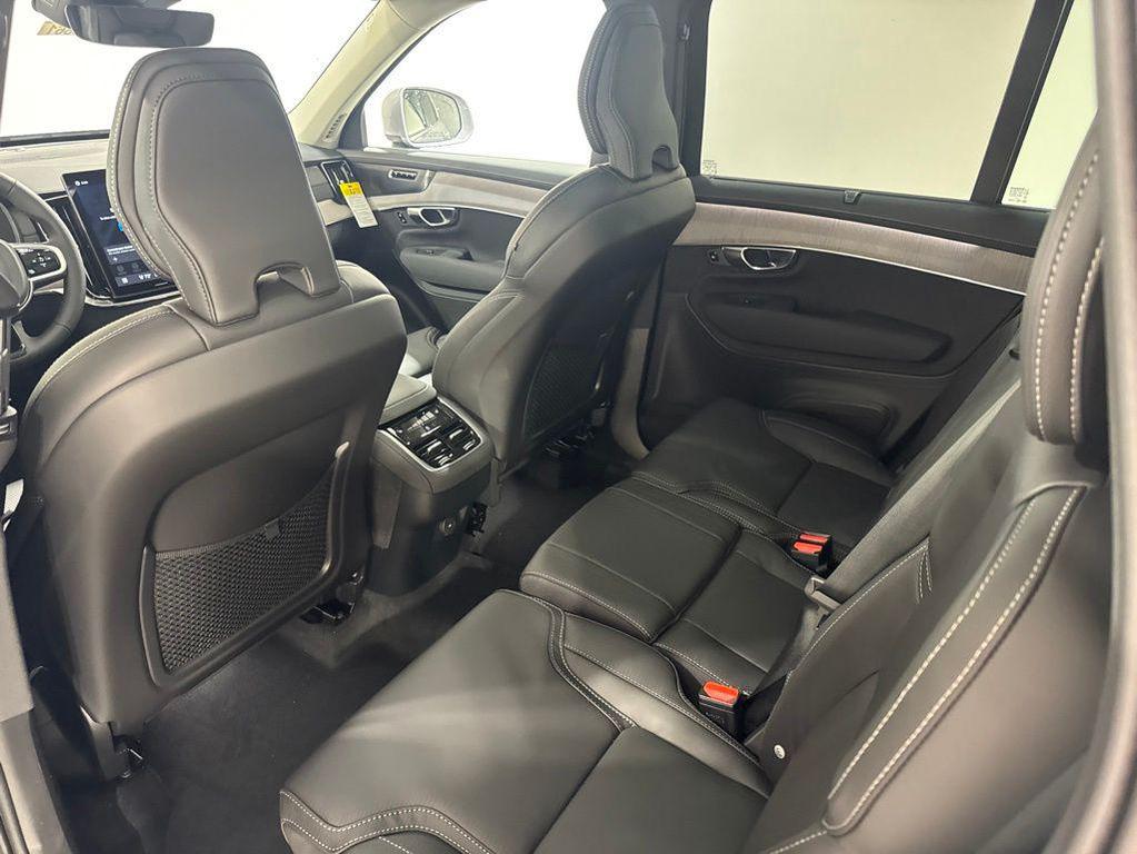 new 2026 Volvo XC90 car, priced at $75,655