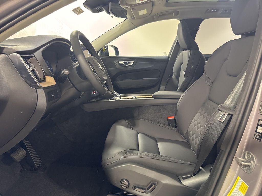 new 2026 Volvo XC60 car, priced at $58,105