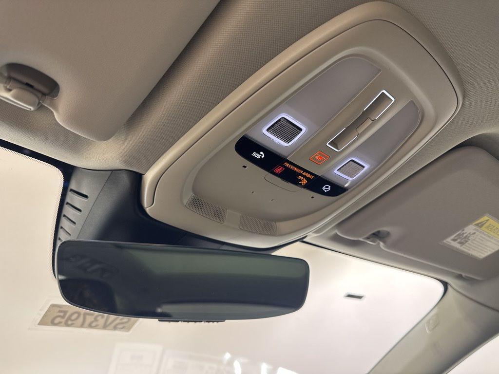 new 2026 Volvo XC60 car, priced at $58,105