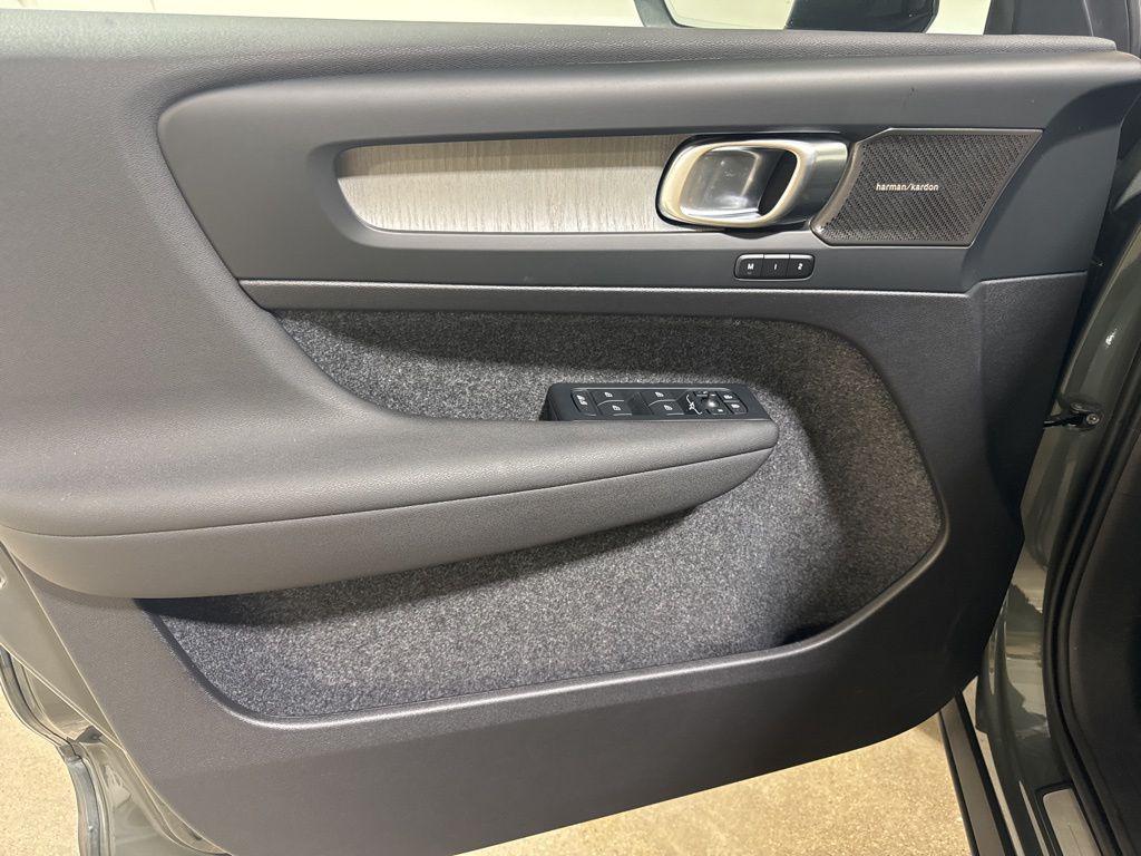new 2026 Volvo XC40 car, priced at $53,635