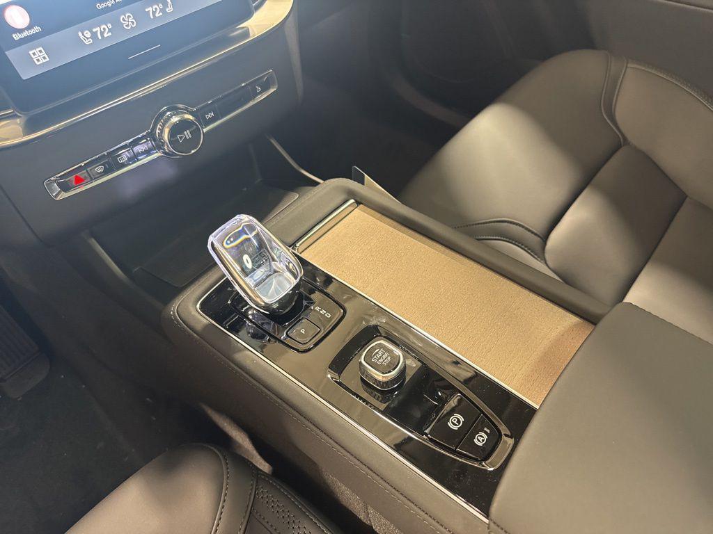 new 2026 Volvo XC90 car, priced at $70,720