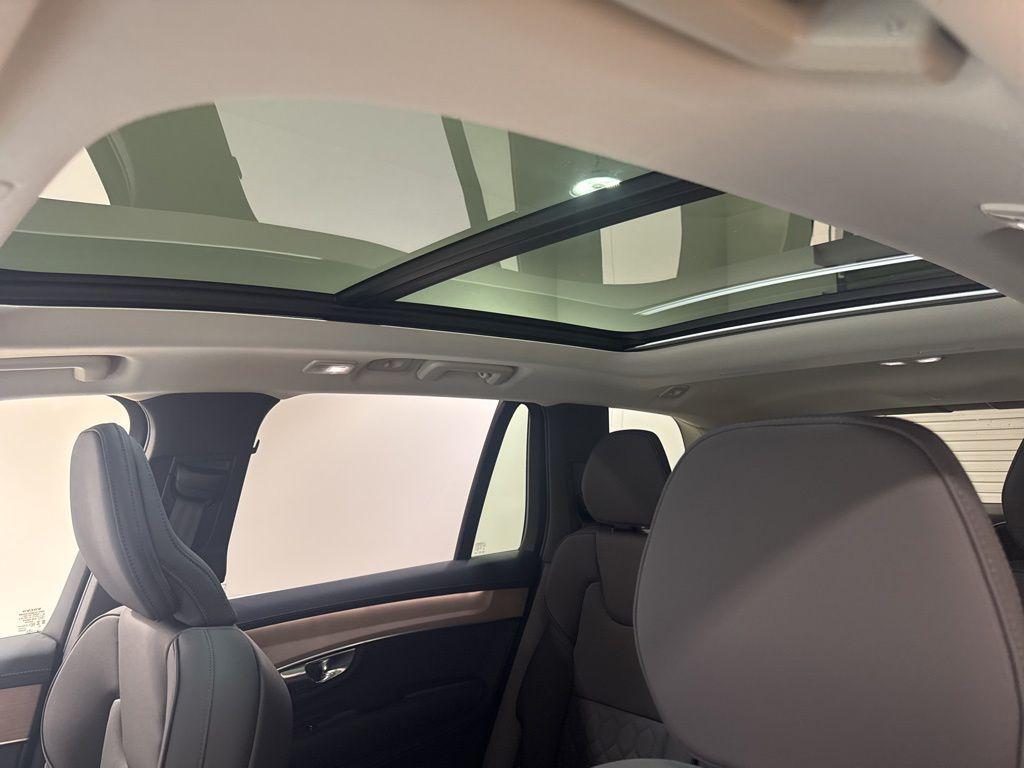 new 2026 Volvo XC90 car, priced at $70,720