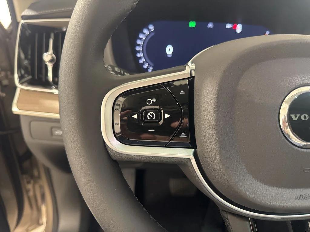 new 2026 Volvo XC90 car, priced at $70,709