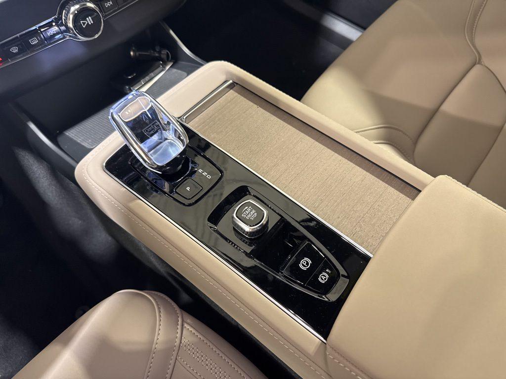 new 2026 Volvo XC90 car, priced at $72,705