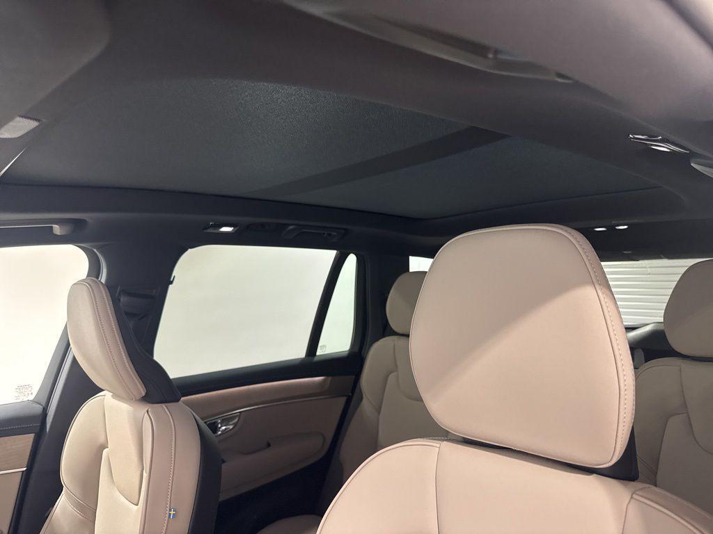 new 2026 Volvo XC90 car, priced at $72,705
