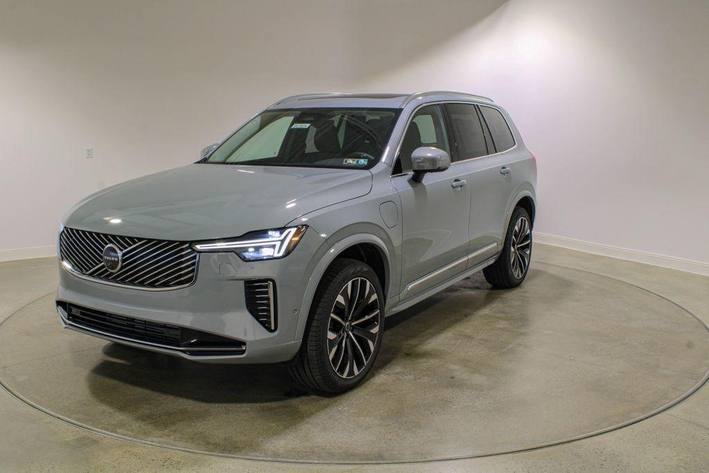 new 2026 Volvo XC90 Plug-In Hybrid car, priced at $81,155
