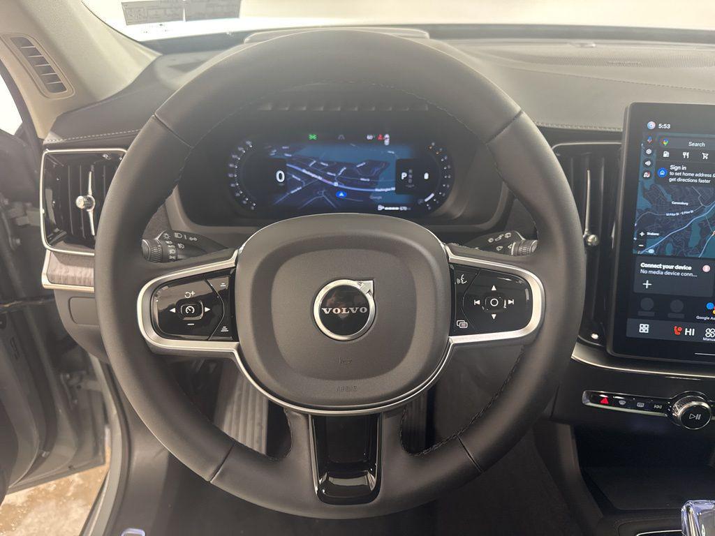 new 2026 Volvo XC90 car, priced at $75,270