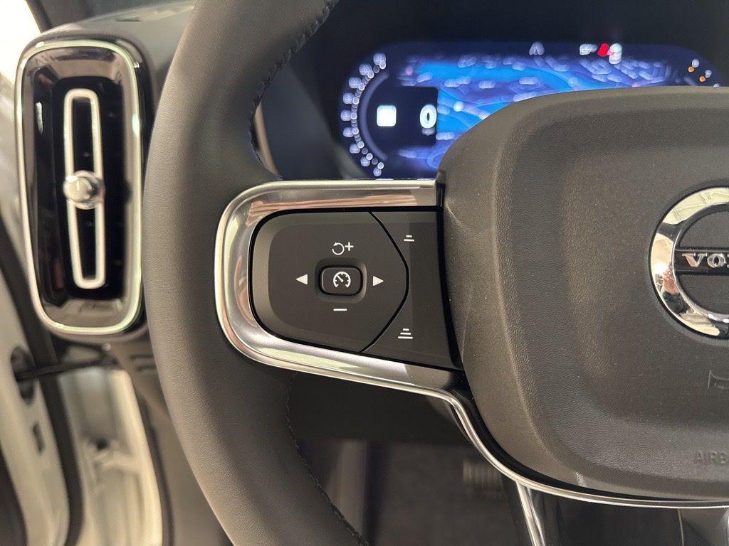 new 2026 Volvo XC40 car, priced at $54,285