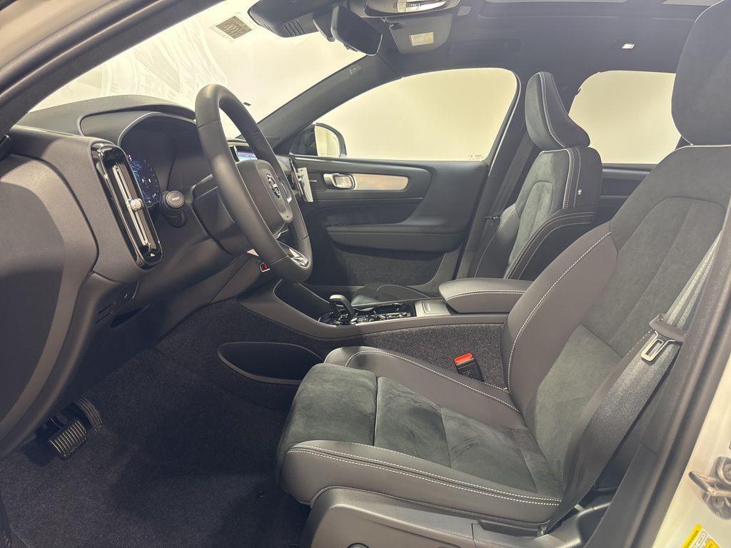 new 2026 Volvo XC40 car, priced at $54,285