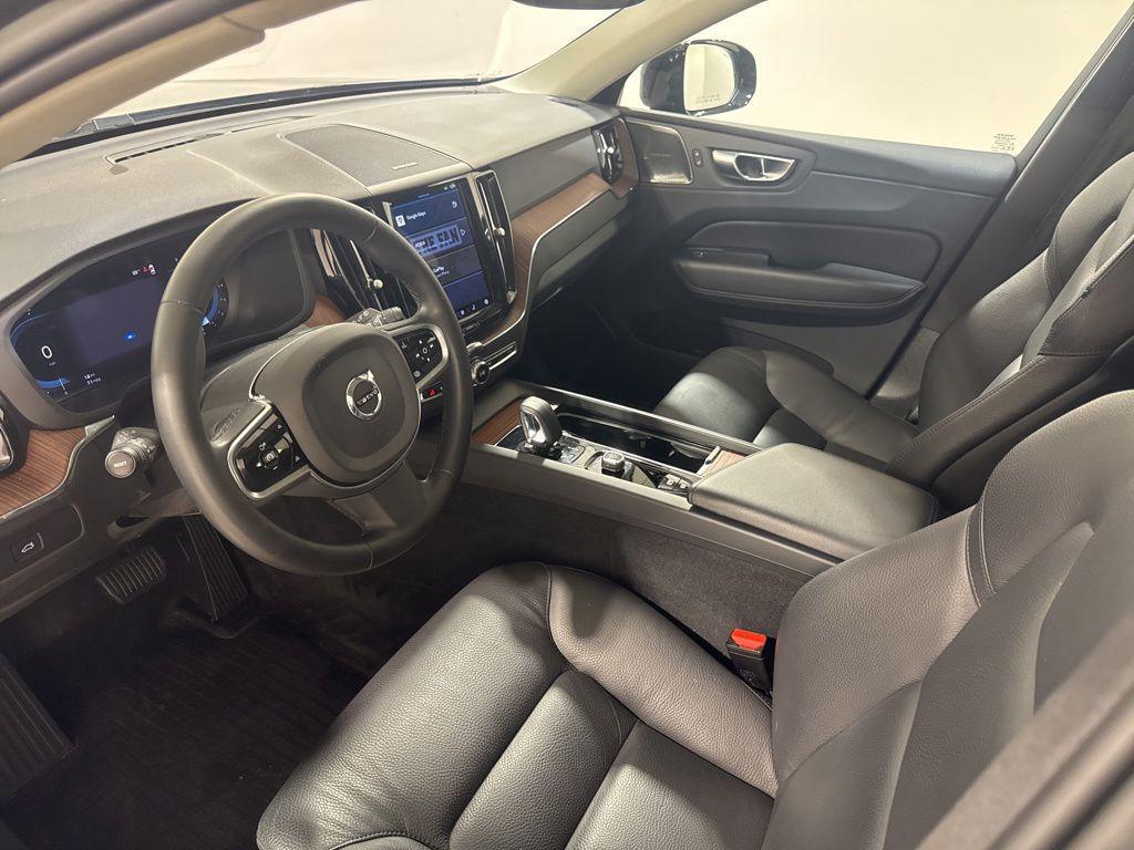 used 2023 Volvo XC60 car, priced at $30,798