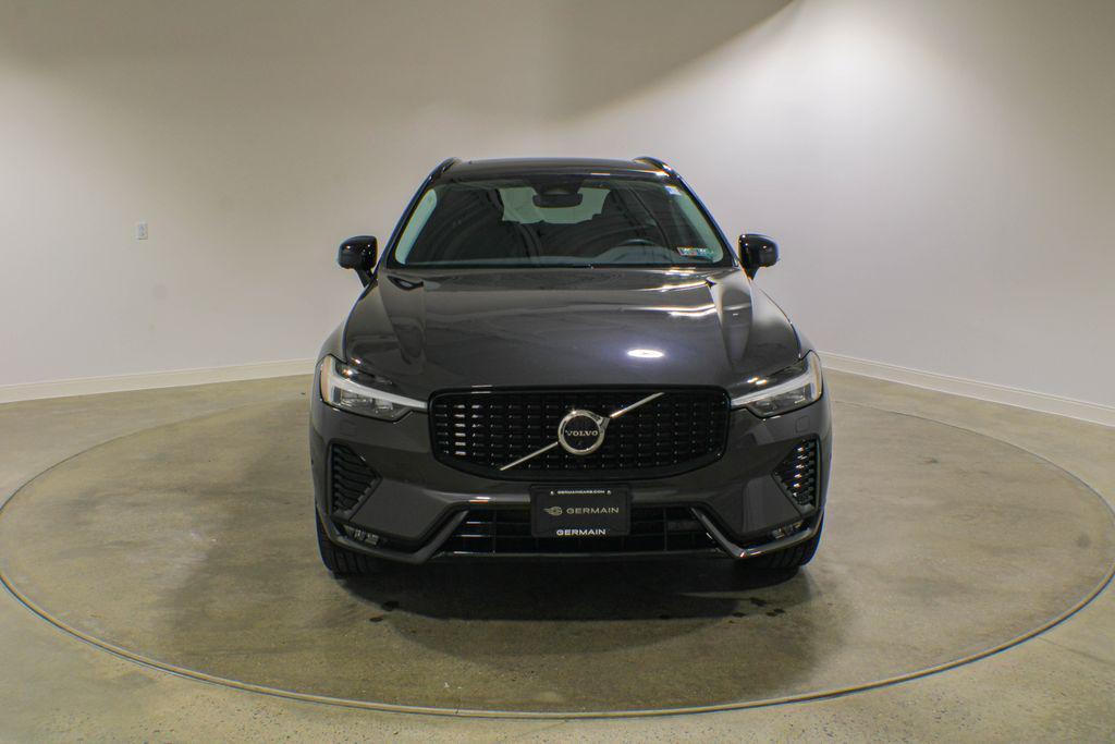 used 2023 Volvo XC60 car, priced at $30,798