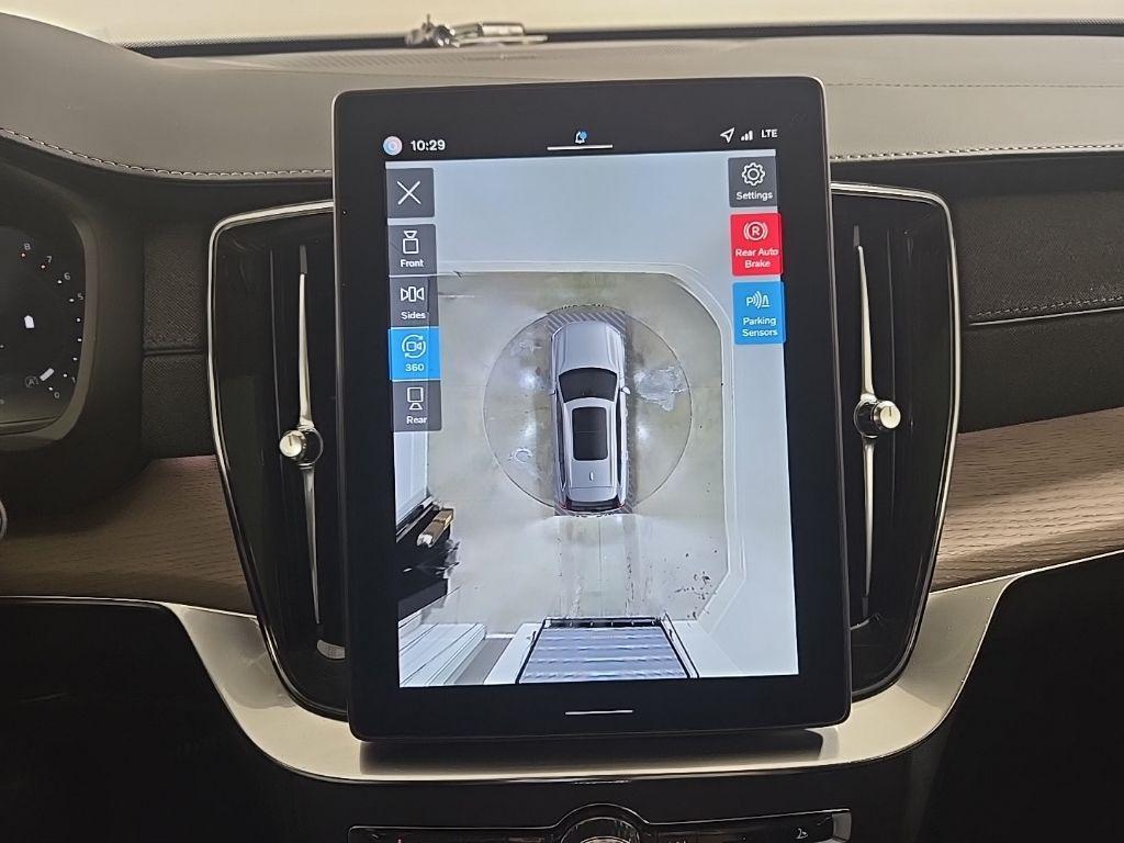 new 2026 Volvo XC90 car, priced at $72,495