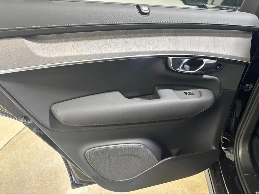 new 2026 Volvo XC90 car, priced at $72,694