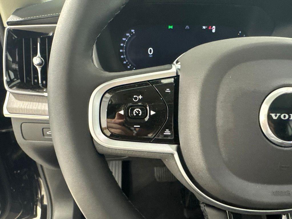 new 2026 Volvo XC90 car, priced at $72,705