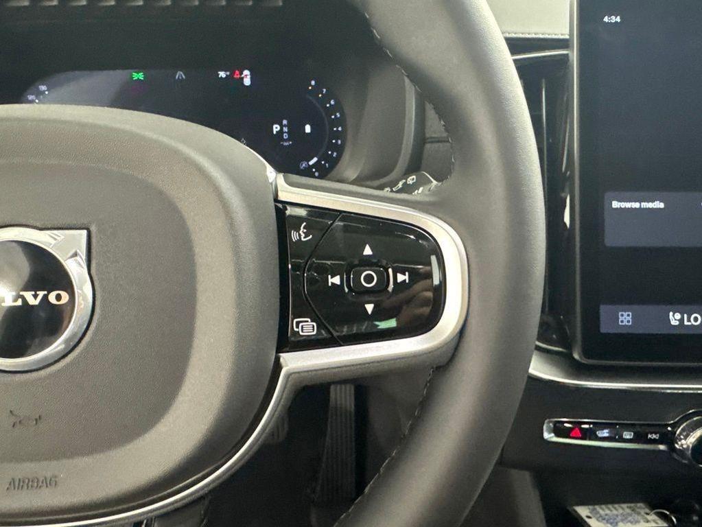 new 2026 Volvo XC90 car, priced at $72,705