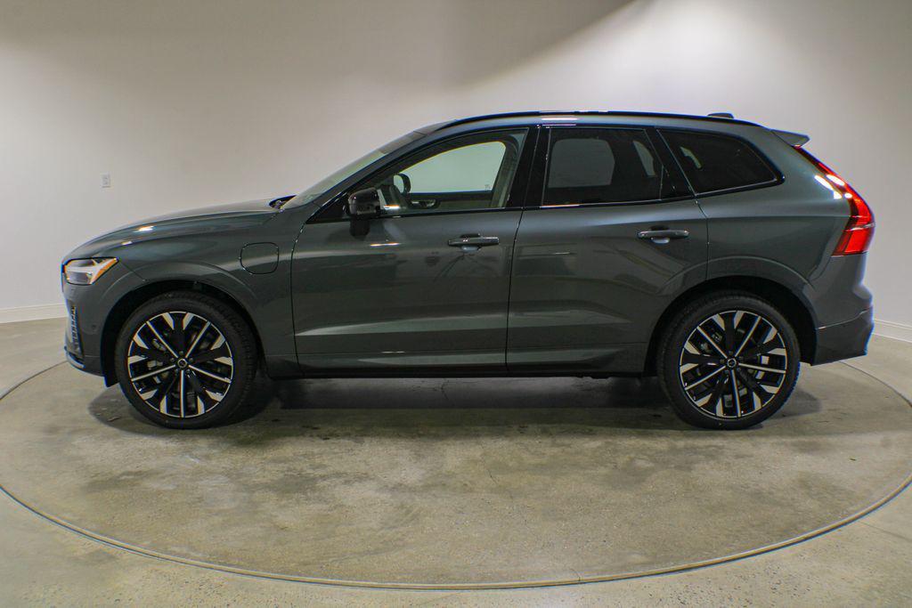 new 2026 Volvo XC60 Plug-In Hybrid car, priced at $75,320