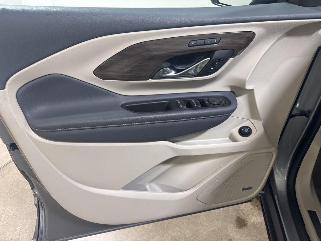 used 2024 GMC Terrain car, priced at $26,900