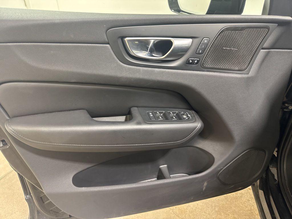 used 2024 Volvo XC60 car, priced at $40,988
