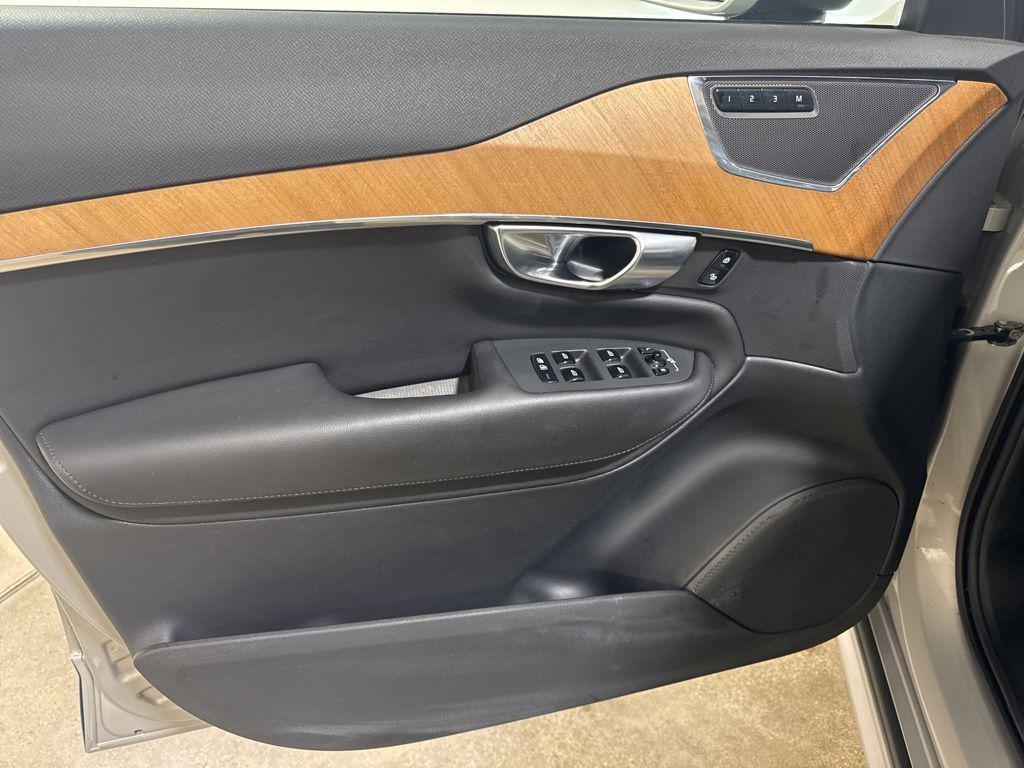 used 2023 Volvo XC90 car, priced at $41,898