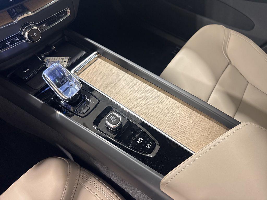 new 2026 Volvo XC60 car, priced at $58,870