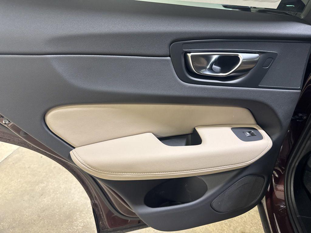 new 2026 Volvo XC60 car, priced at $58,870
