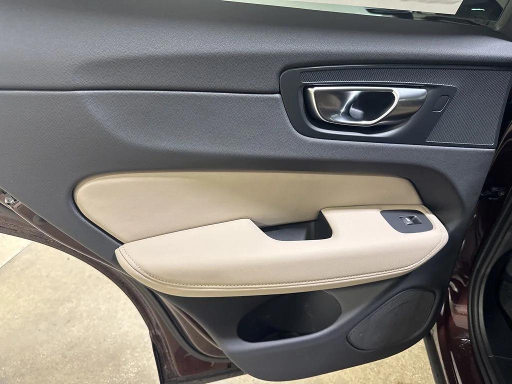 new 2026 Volvo XC60 car, priced at $58,859