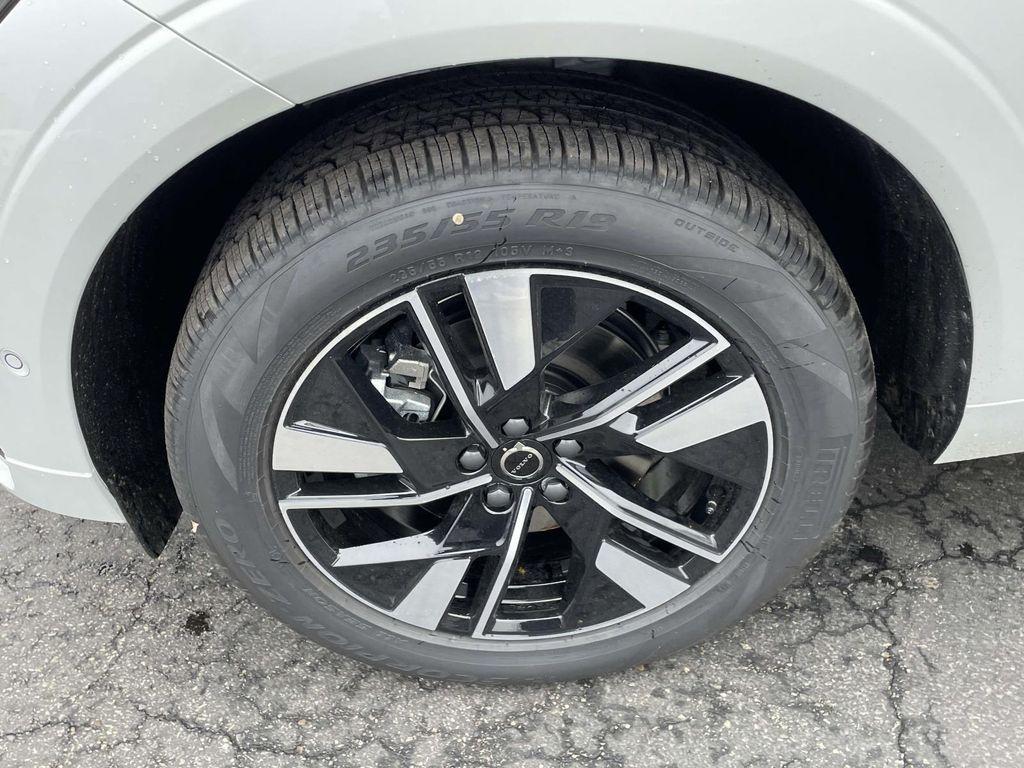 new 2026 Volvo XC60 car, priced at $58,490