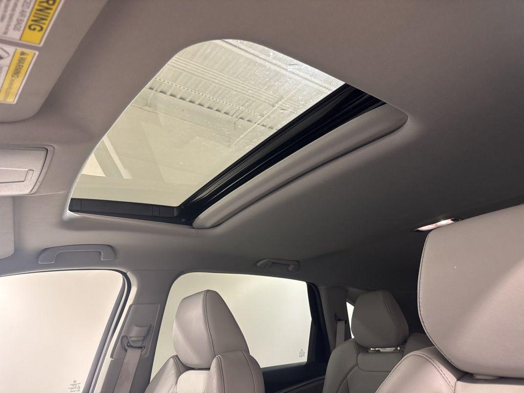 used 2019 Acura MDX car, priced at $25,698