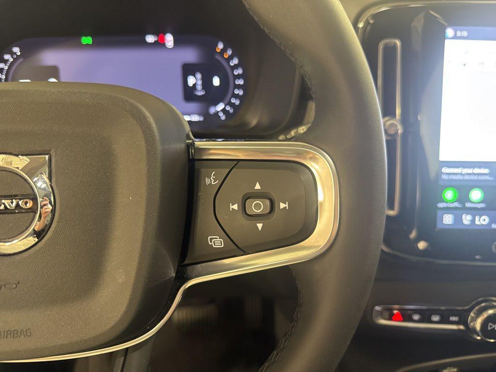 used 2024 Volvo XC40 car, priced at $35,988
