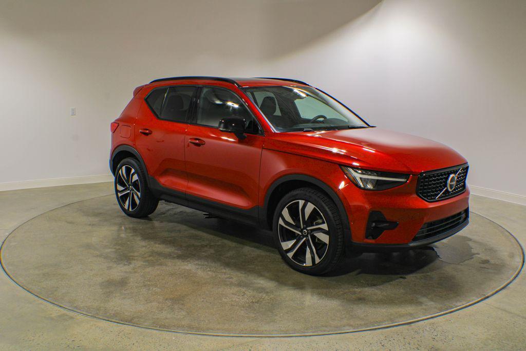 used 2024 Volvo XC40 car, priced at $35,988