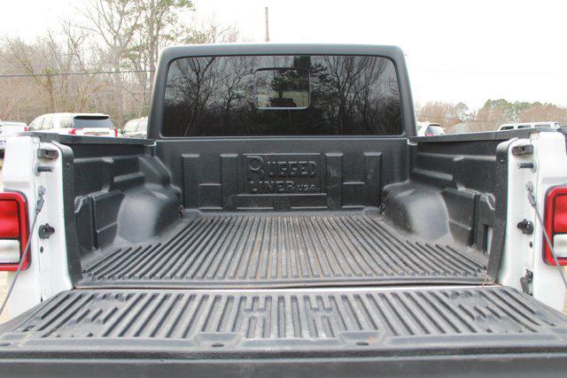 used 2022 Jeep Gladiator car, priced at $24,987