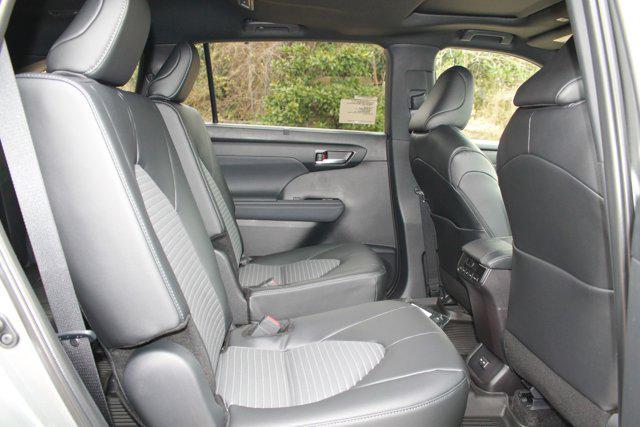 new 2026 Toyota Highlander car, priced at $51,283