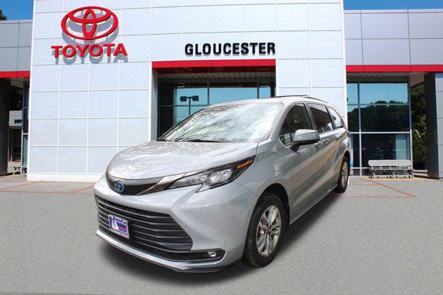 used 2022 Toyota Sienna car, priced at $40,987