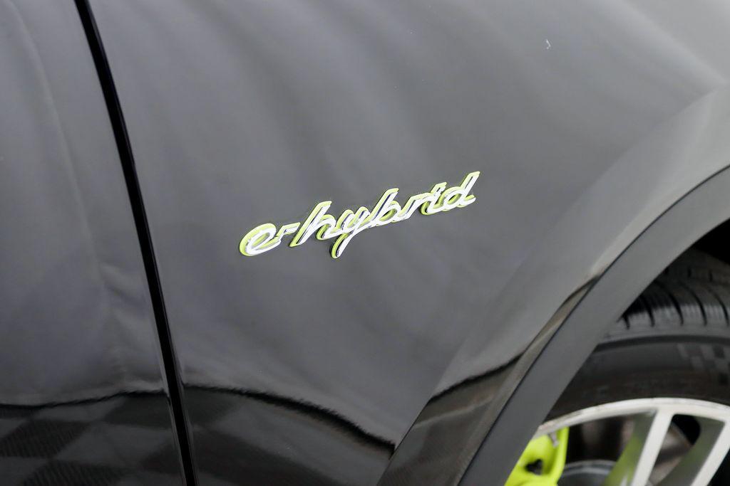 used 2019 Porsche Cayenne car, priced at $37,980