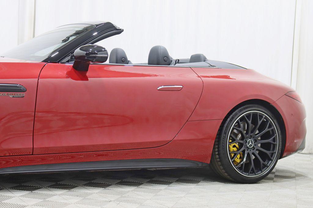 used 2022 Mercedes-Benz AMG SL 55 car, priced at $89,800