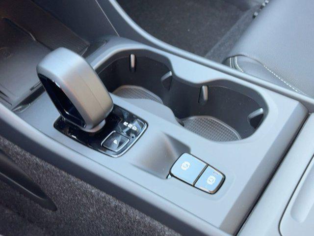 new 2026 Volvo XC40 car, priced at $48,010