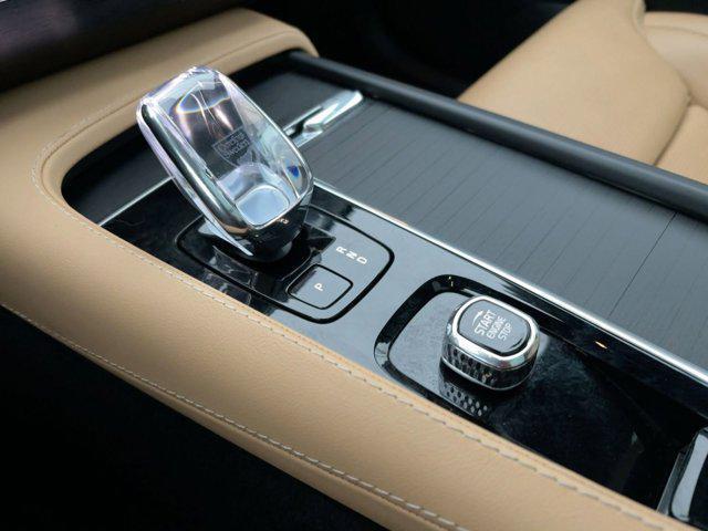 used 2024 Volvo XC90 Recharge Plug-In Hybrid car, priced at $48,395