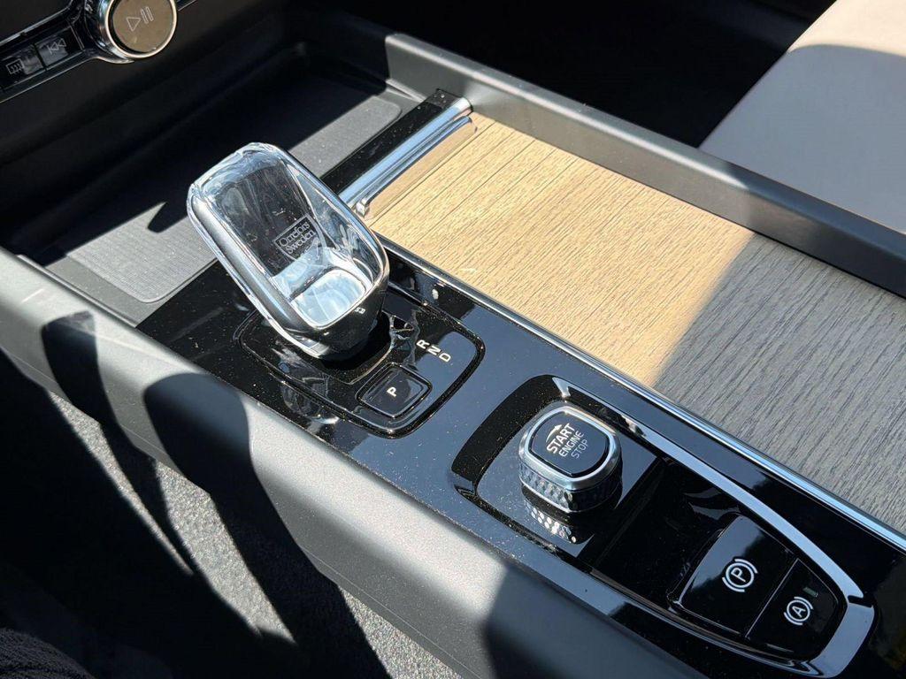 new 2026 Volvo XC60 car, priced at $46,256
