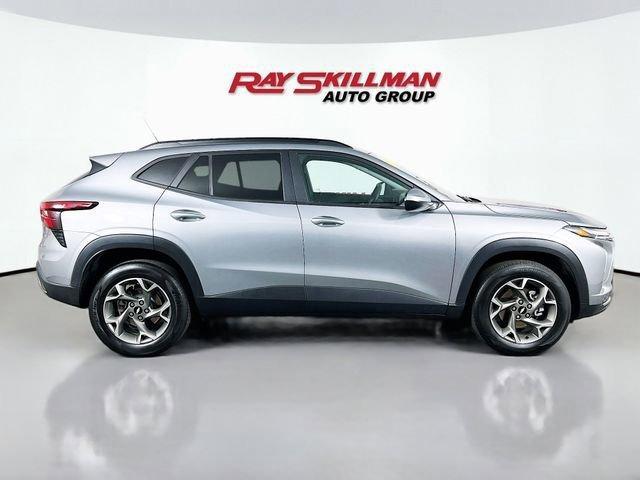 used 2025 Chevrolet Trax car, priced at $24,975